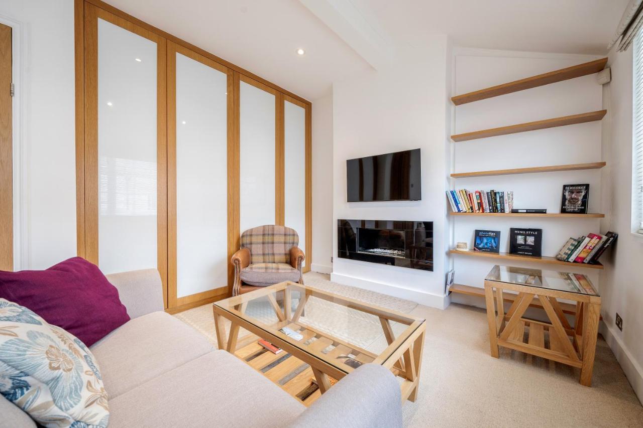 Luxurious Mews House Next To Hyde Park *
